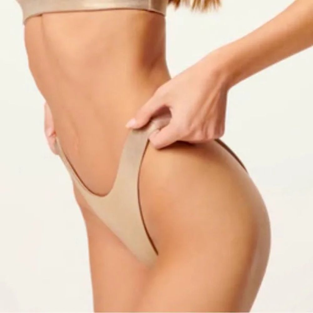 Good American Nude/Beige High-Cut Bikini Set